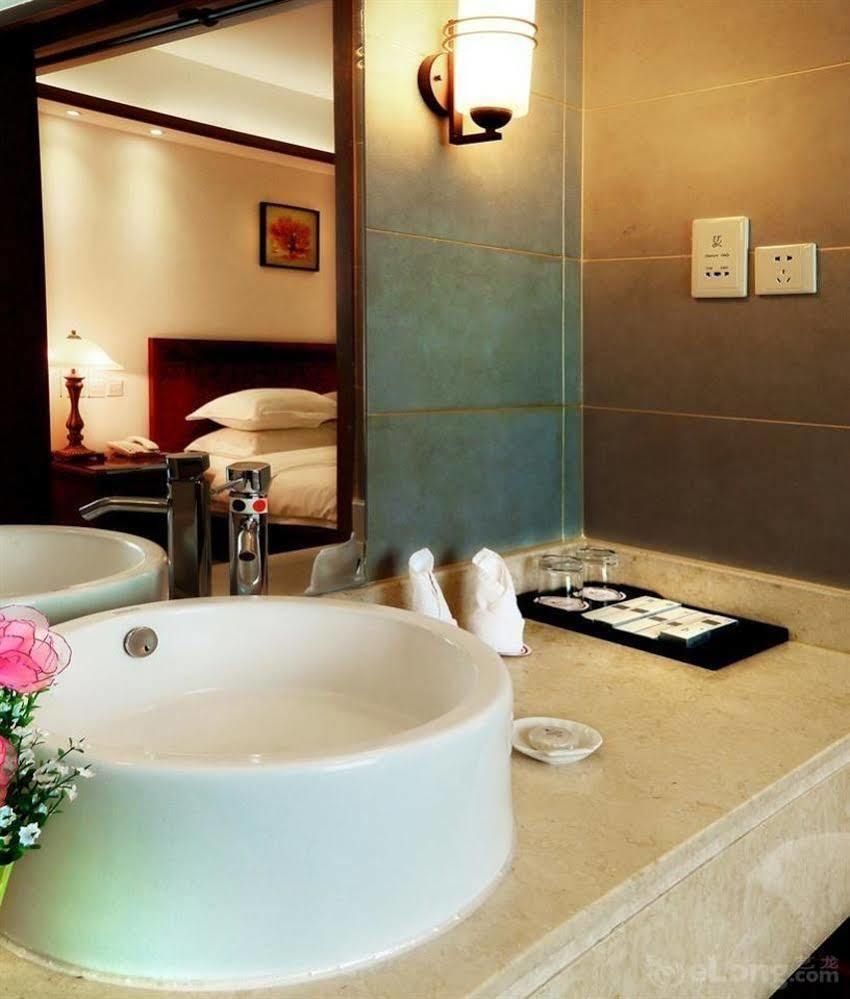 Haiyue Bay Holiday Hotel Sanya Dış mekan fotoğraf